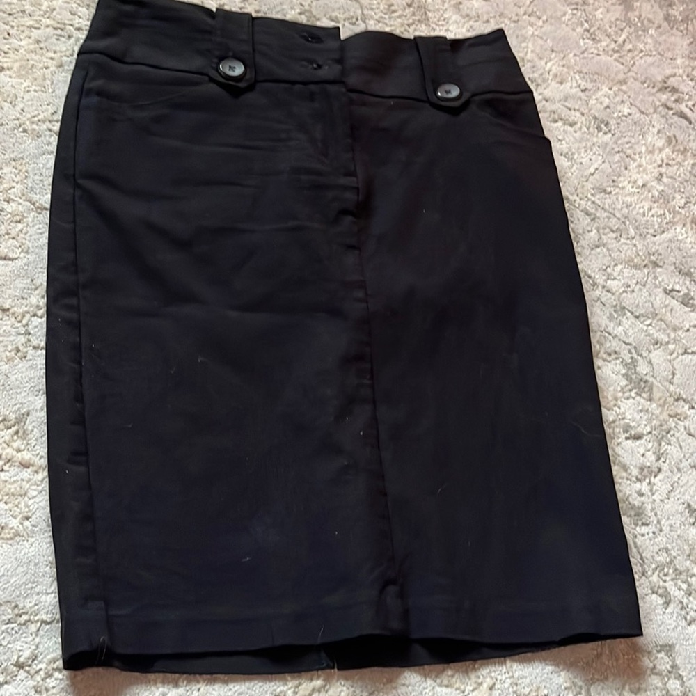 Black Papaya Skirt